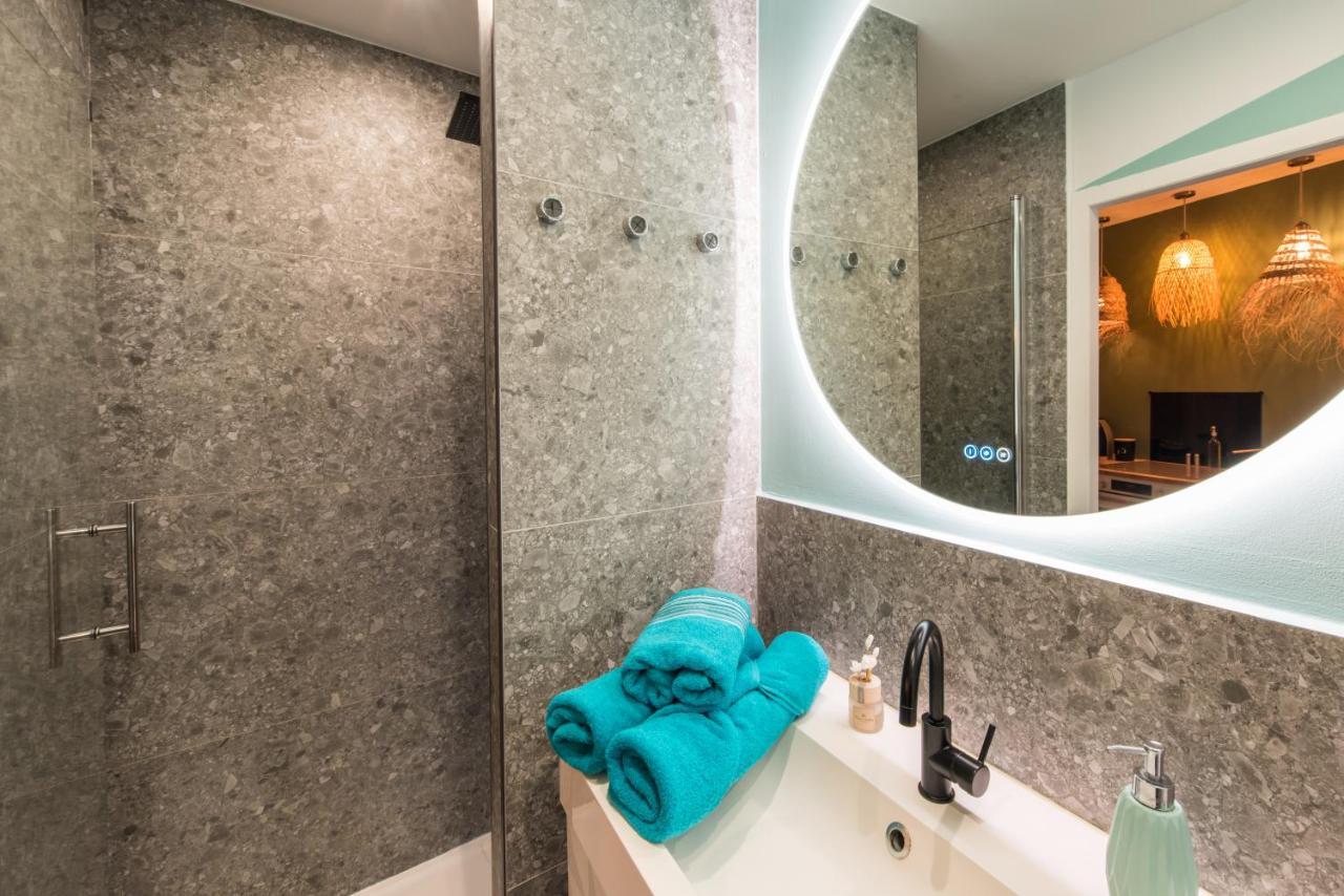 Bel Appart Renove - La Boheme Hyeres Ngoại thất bức ảnh