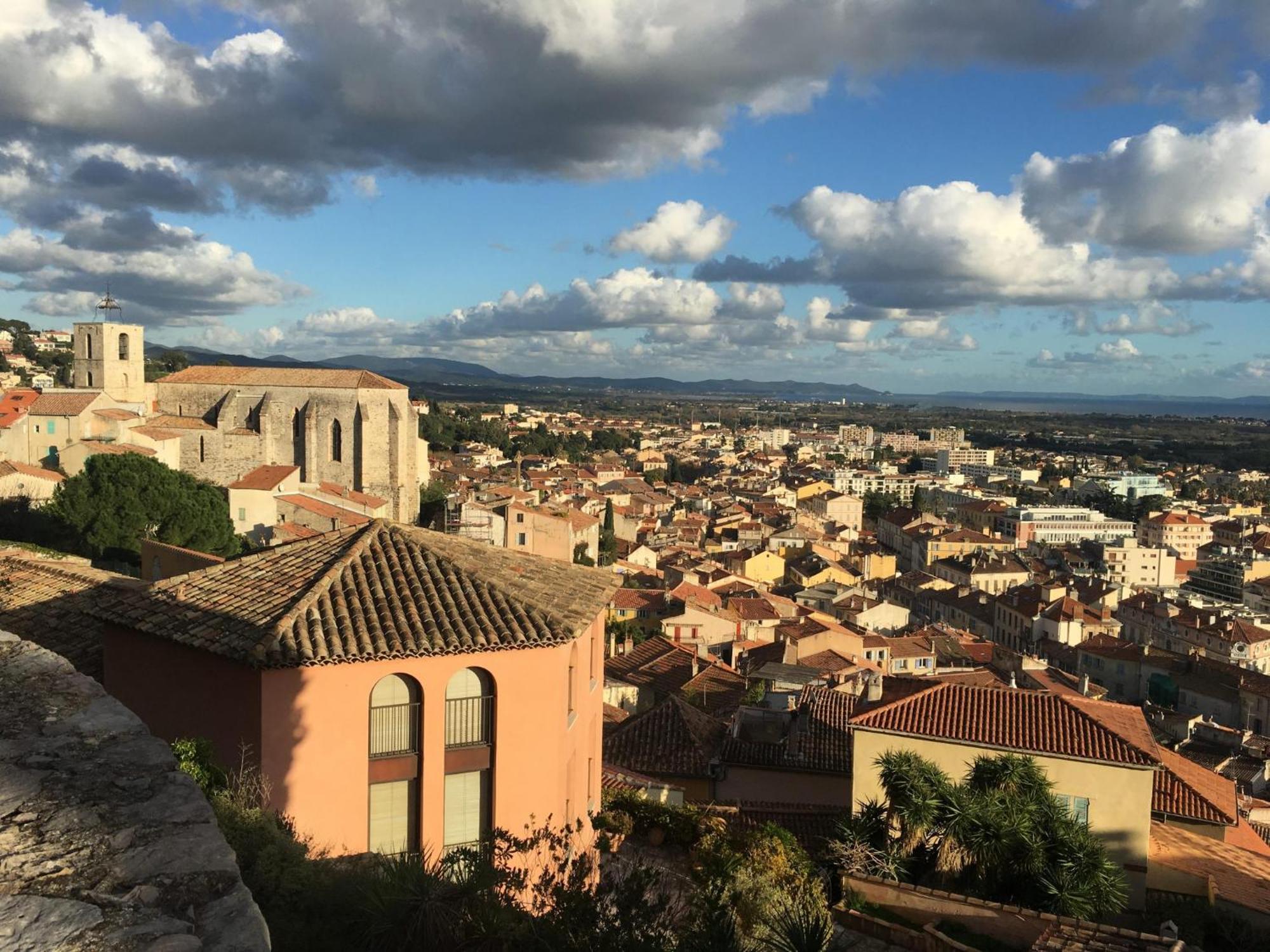 Bel Appart Renove - La Boheme Hyeres Ngoại thất bức ảnh